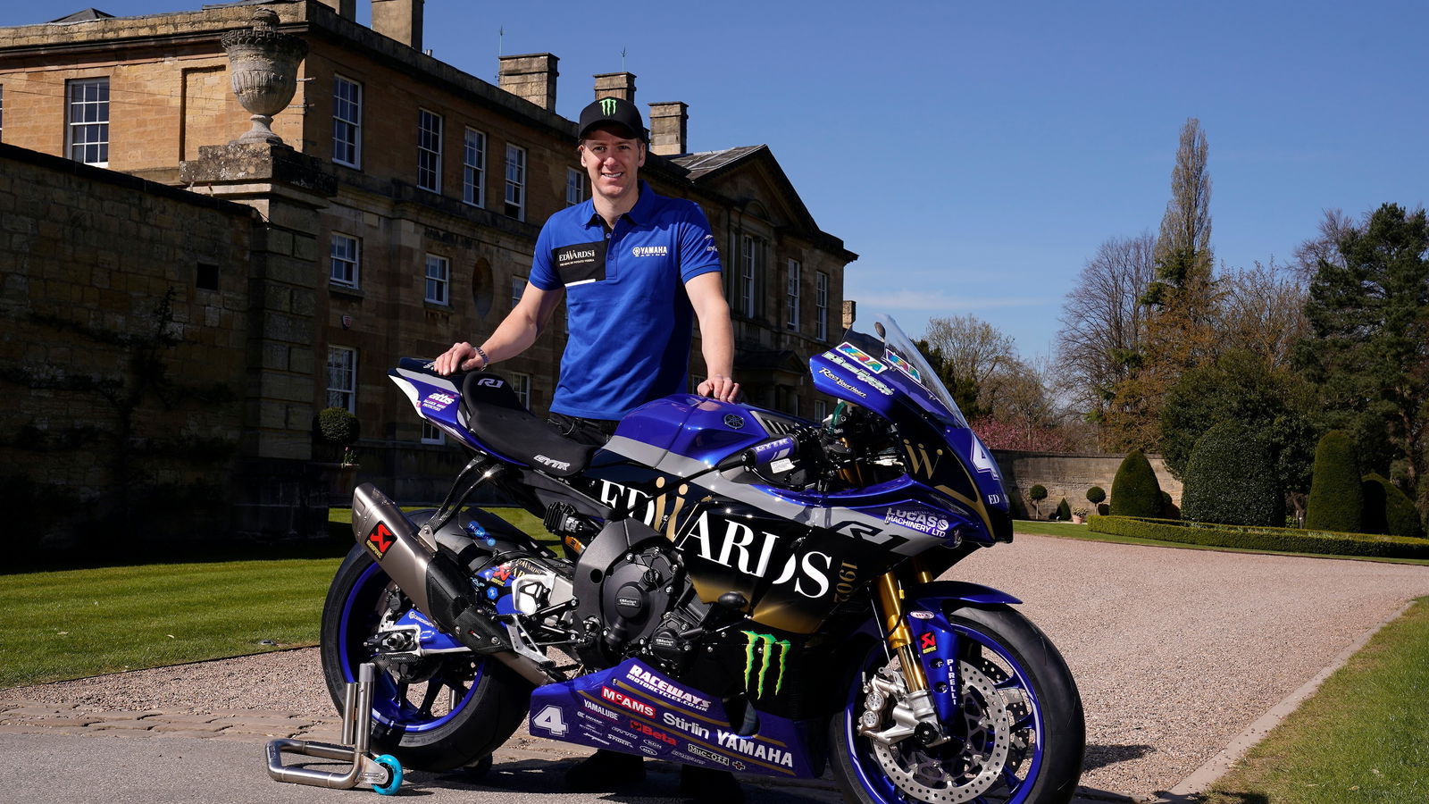 Ian Hutchinson joins Edwards 1902 Yamaha in Pirelli National Superstock